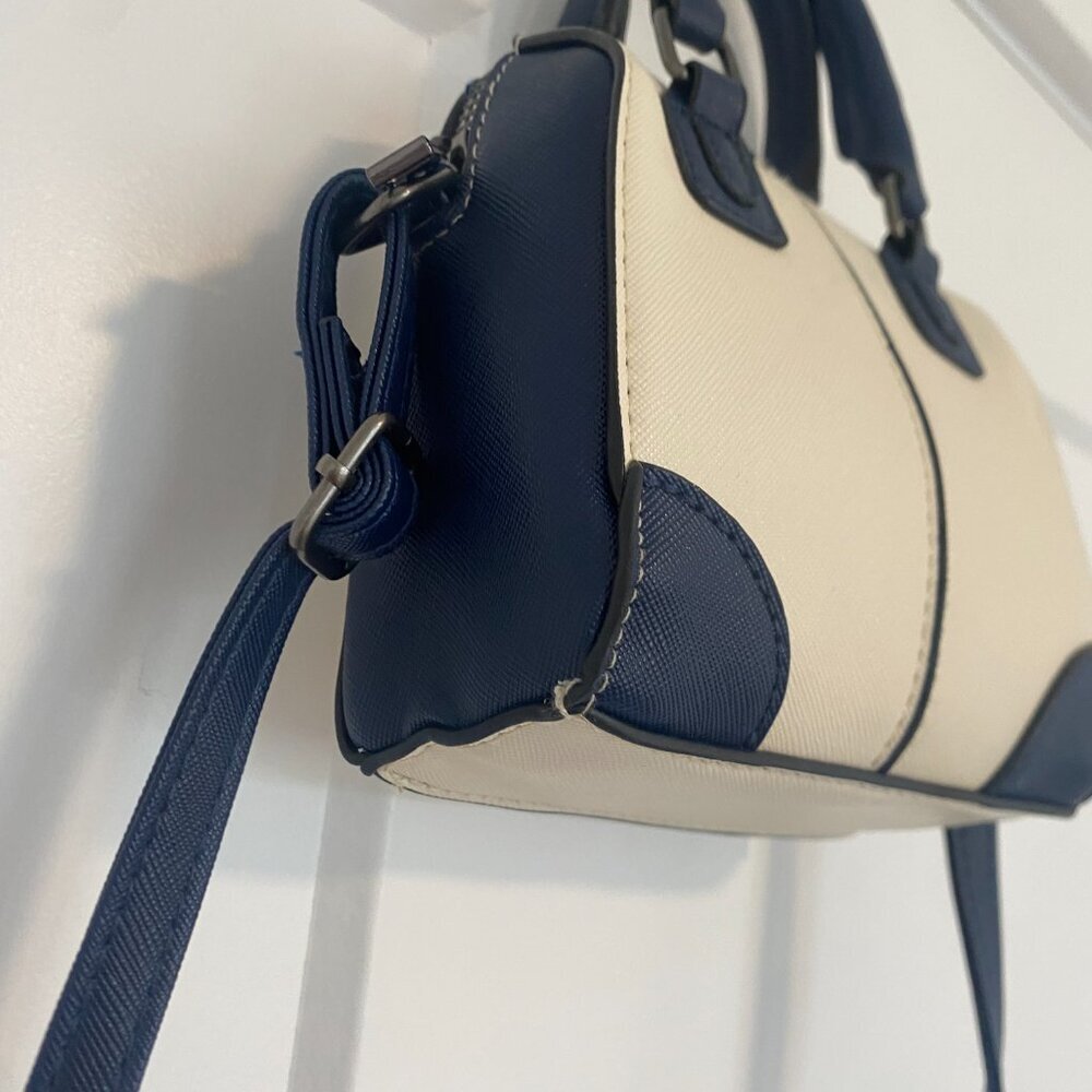 Mini Shoulder‎ Bag - Picture 4 of 11